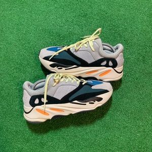 Yeezy 700 Waverunner